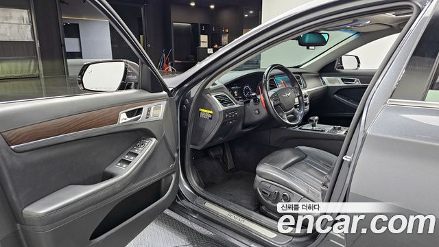 Genesis G80 2019 — photo 13