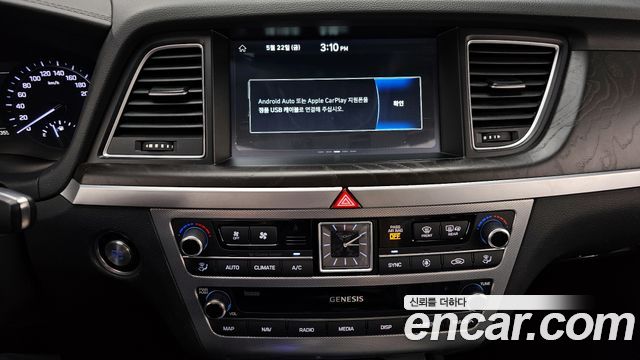 Genesis G80 2019 — photo 20