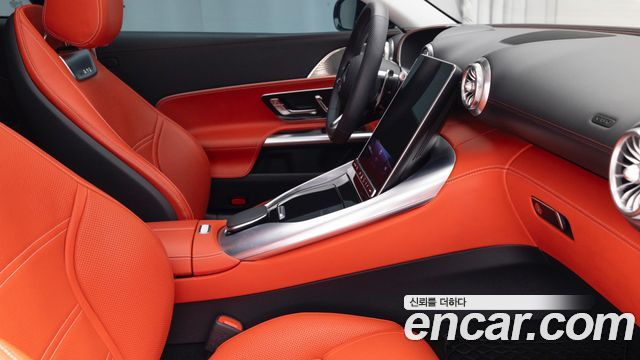 Mercedes-Benz AMG GT 2025 — photo 11