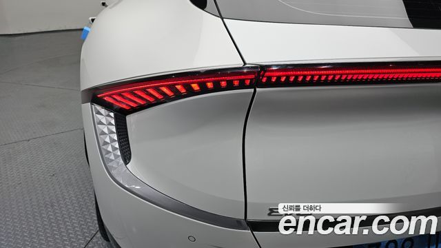 Kia EV6 2022 — photo 9