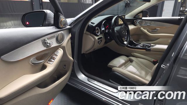 Mercedes-Benz C-Class 2016 — photo 13