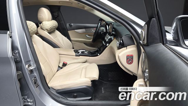Mercedes-Benz C-Class 2016 — photo 17