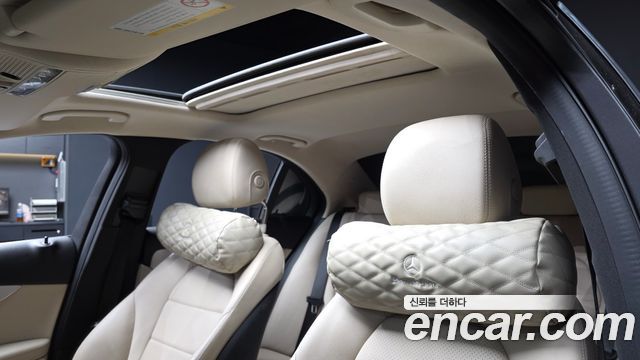Mercedes-Benz C-Class 2016 — photo 24