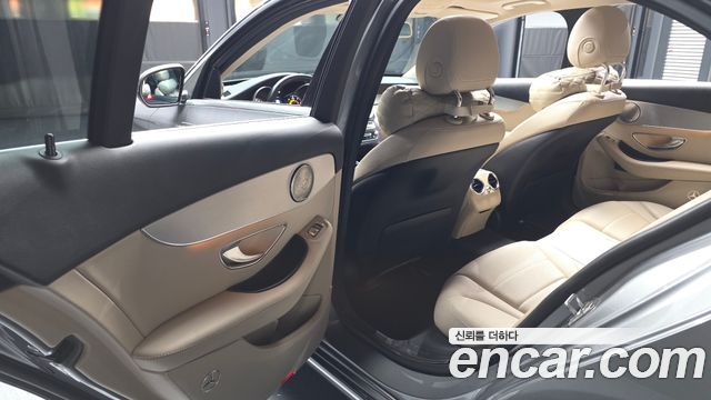 Mercedes-Benz C-Class 2016 — photo 16