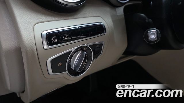 Mercedes-Benz C-Class 2016 — photo 27