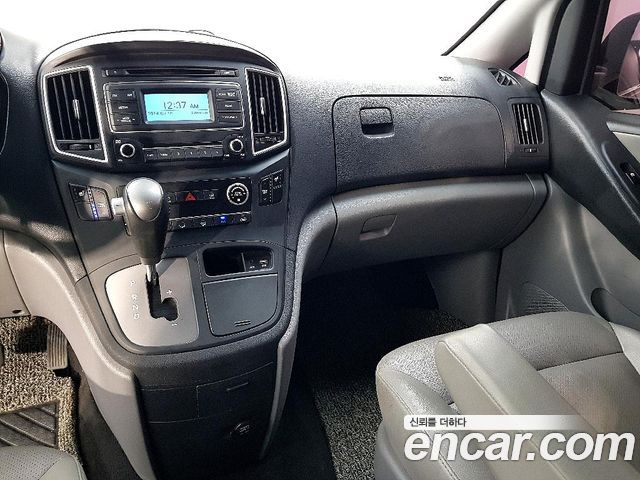 Hyundai Starex 2019 — photo 10