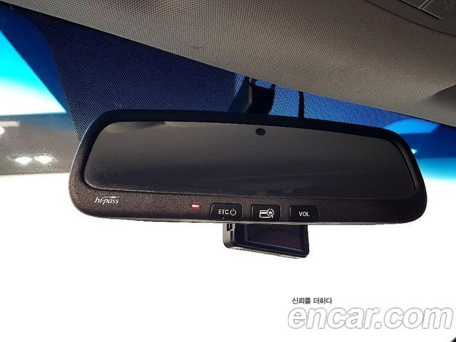 Hyundai Starex 2019 — photo 11
