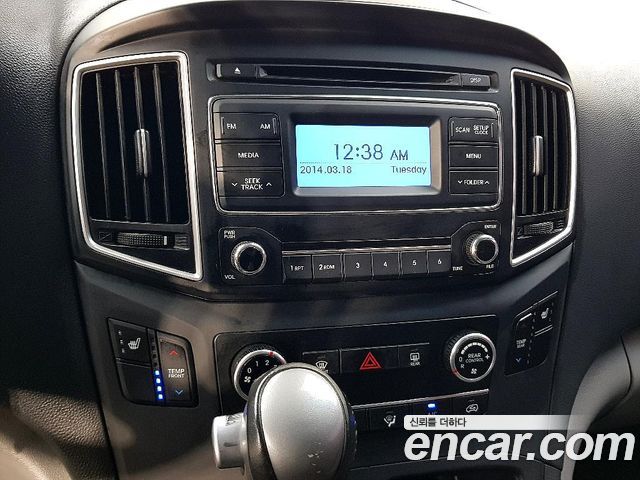 Hyundai Starex 2019 — photo 13