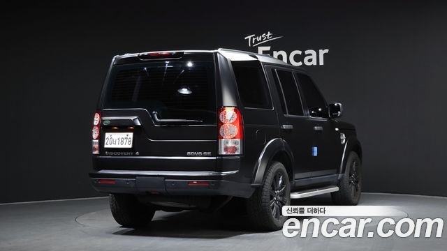 Land Rover Discovery 2010 — photo 2