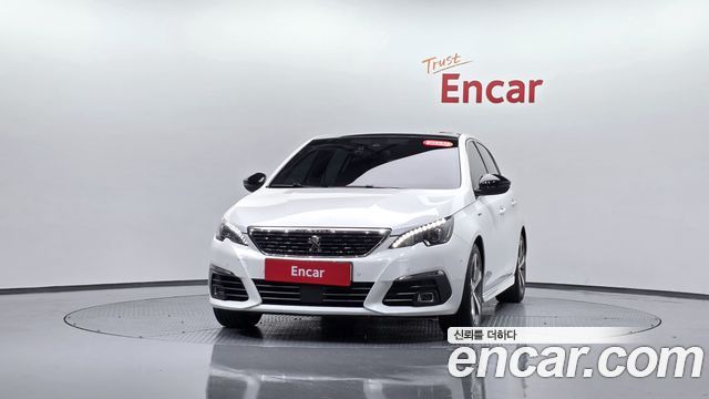 Peugeot 308 2019 — photo 3