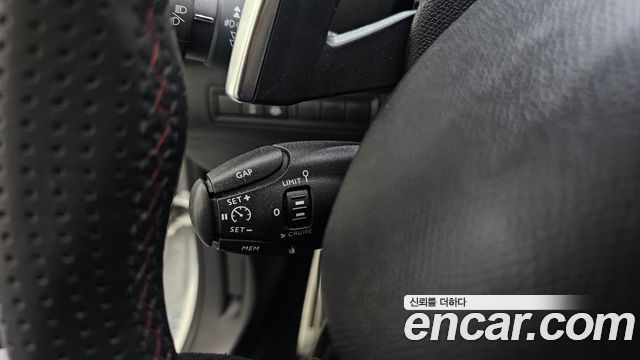 Peugeot 308 2019 — photo 26