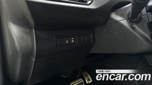 Peugeot 308 2019 — photo 27