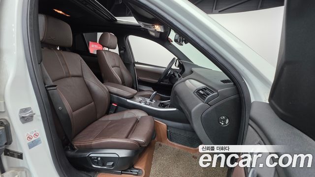 BMW X4 2018 — photo 10