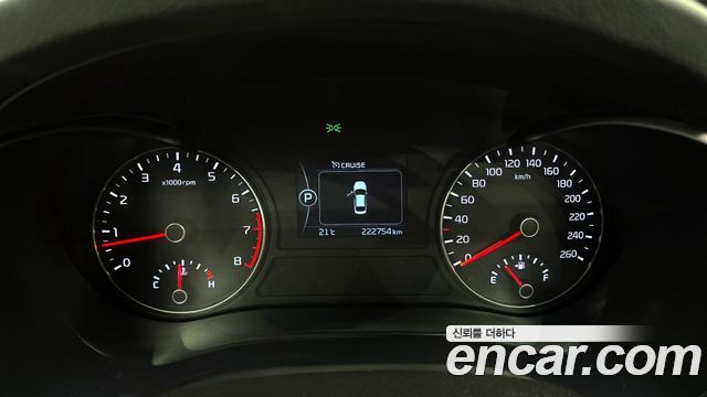 Kia K5 2016 — photo 8