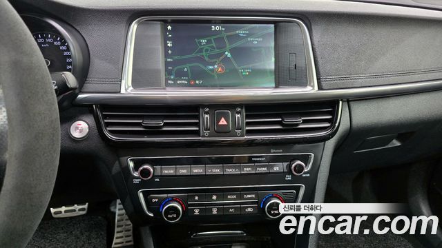 Kia K5 2016 — photo 14