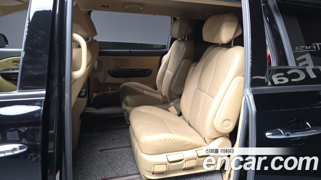 Kia Canival 2020 — photo 16