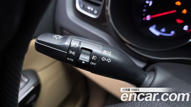 Kia Canival 2020 — photo 28