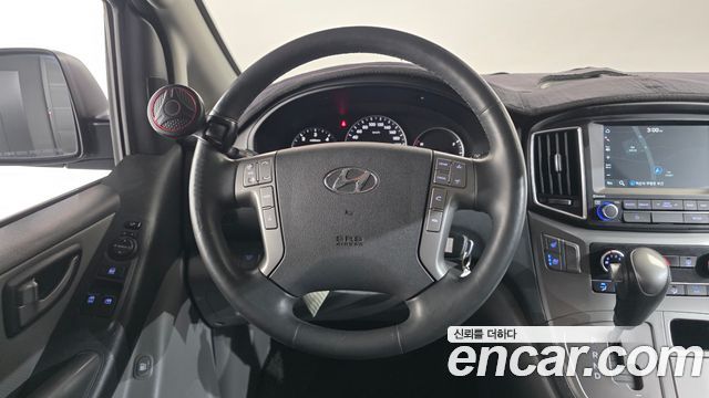 Hyundai Starex 2019 — photo 20