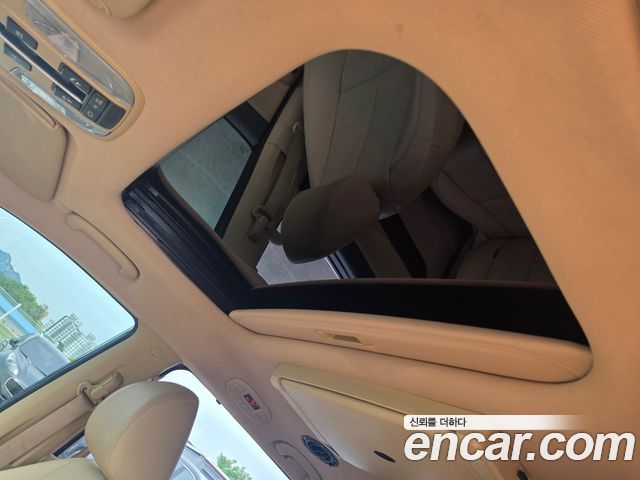 Kia Canival 2019 — photo 17