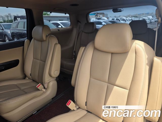 Kia Canival 2019 — photo 19