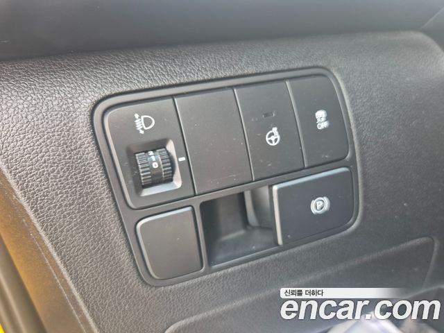 Hyundai Staria 2022 — photo 9
