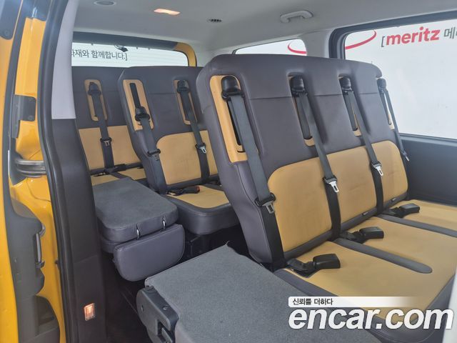 Hyundai Staria 2022 — photo 13