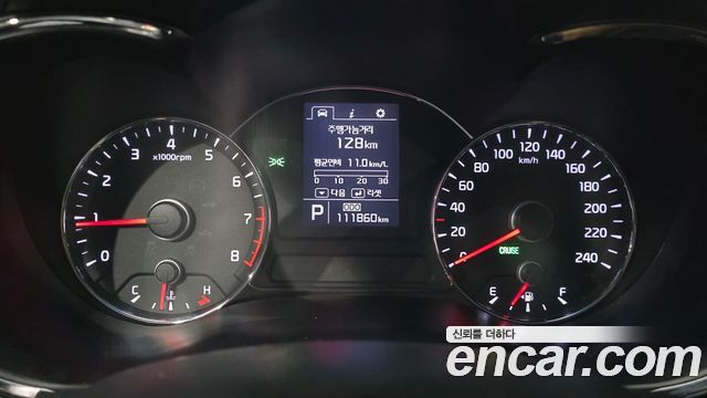 Kia K3 2013 — photo 11