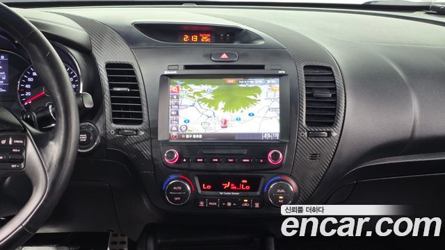 Kia K3 2013 — photo 21
