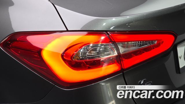 Kia K3 2013 — photo 9