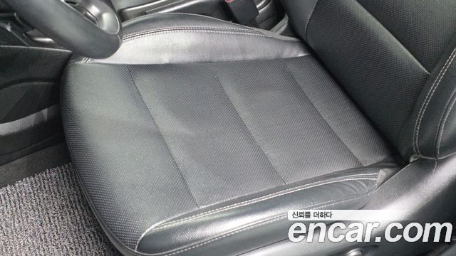 Kia K3 2013 — photo 29