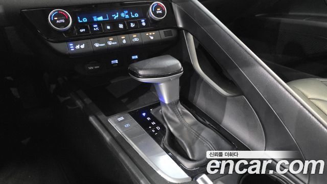 Hyundai AVANTE 2021 — photo 9