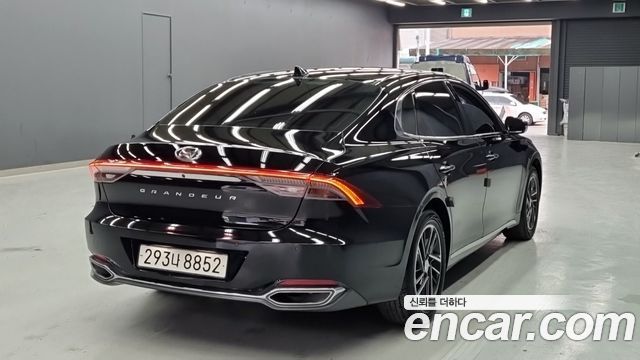 Hyundai Grandeur 2023 — photo 2