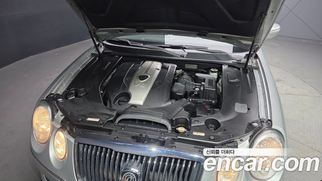 Kia OPIRUS 2010 — photo 6
