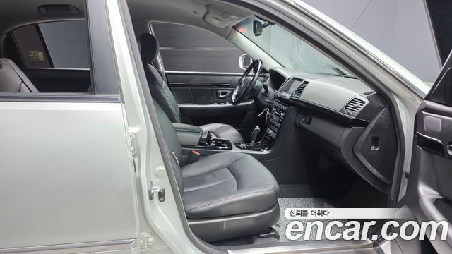 Kia OPIRUS 2010 — photo 11