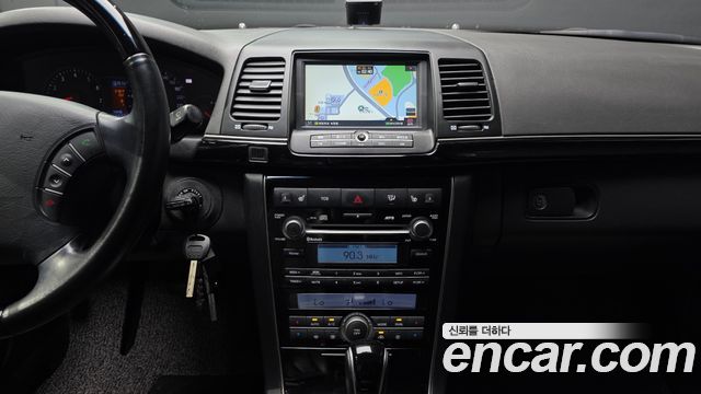 Kia OPIRUS 2010 — photo 14