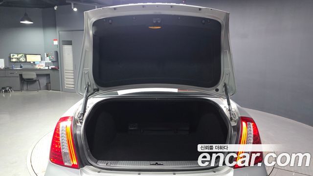 Kia OPIRUS 2010 — photo 20