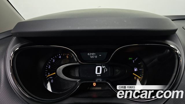 Renault Korea QM3 2014 — photo 11