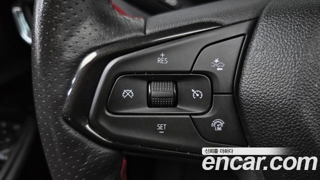 Chevrolet Korea Trailblazer 2021 — photo 17