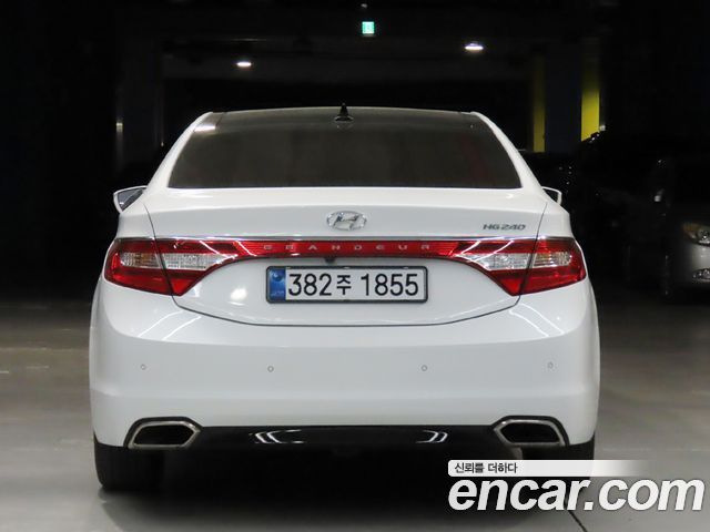 Hyundai Grandeur 2015 — photo 3