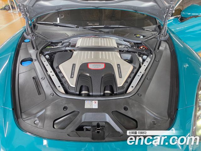 Porsche Panamera 2019 — photo 6