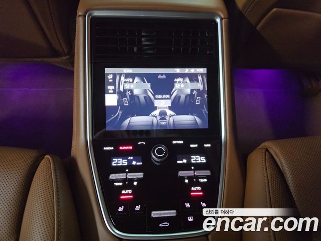 Porsche Panamera 2019 — photo 9