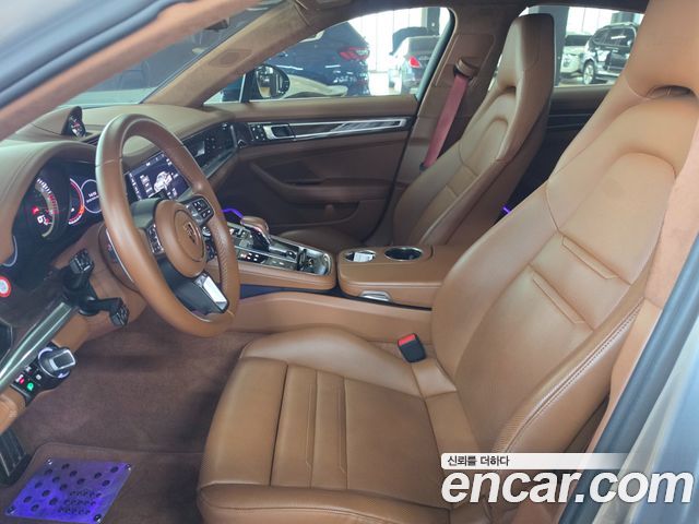Porsche Panamera 2019 — photo 19