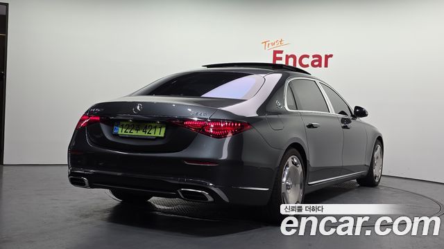 Mercedes-Benz S-Class 2022 — photo 2