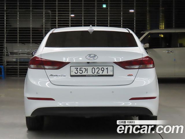 Hyundai AVANTE 2016 — photo 3