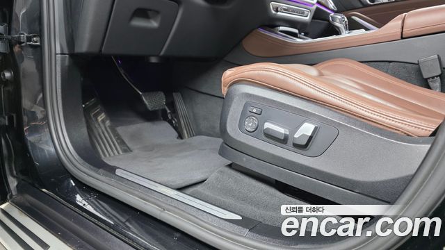 BMW X5 2022 — photo 13