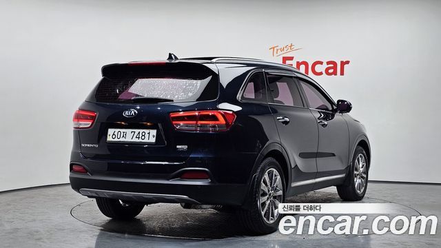 Kia Sorento 2017 — photo 2