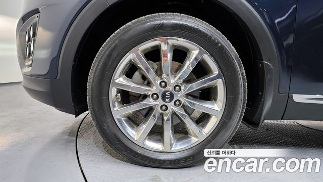 Kia Sorento 2017 — photo 5