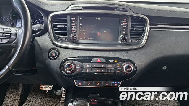 Kia Sorento 2017 — photo 12