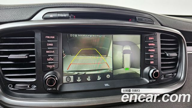 Kia Sorento 2017 — photo 13
