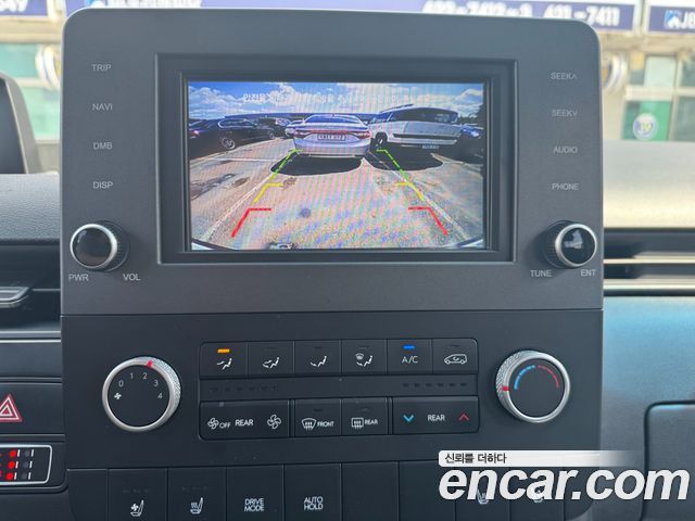 Hyundai Staria 2022 — photo 9